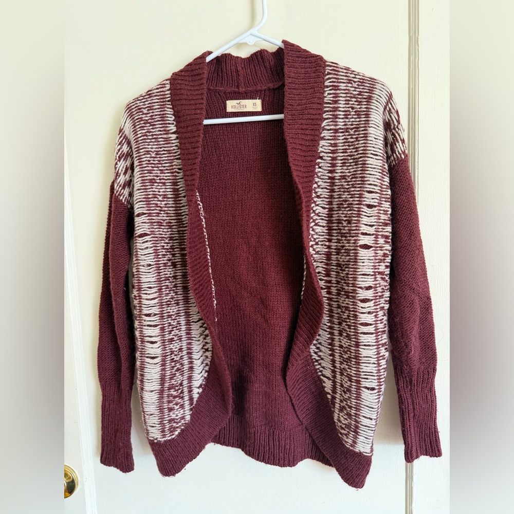 Hollister Burgundy and Cream Knit Cardigan